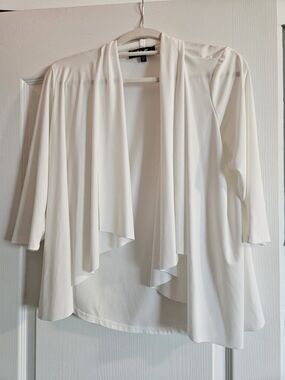 3 For $15🎊 Lightweight White Draped Open Cardigan